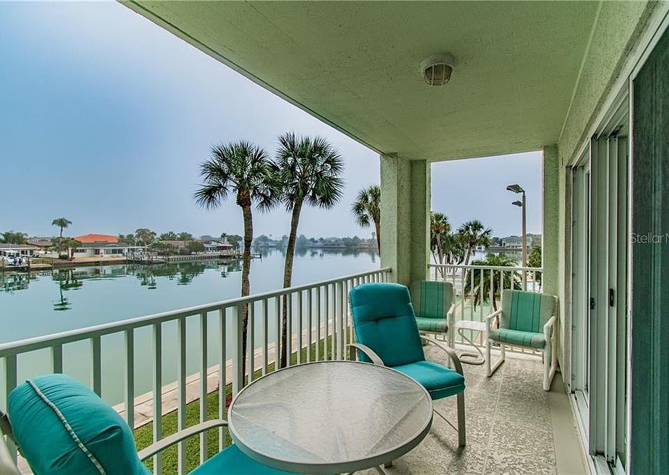 420 64th Ave APT 203, Saint Pete Beach, FL 33706 | Zillow