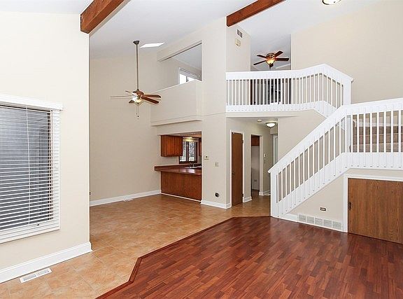 5th image of 941 Manchester Ct #941