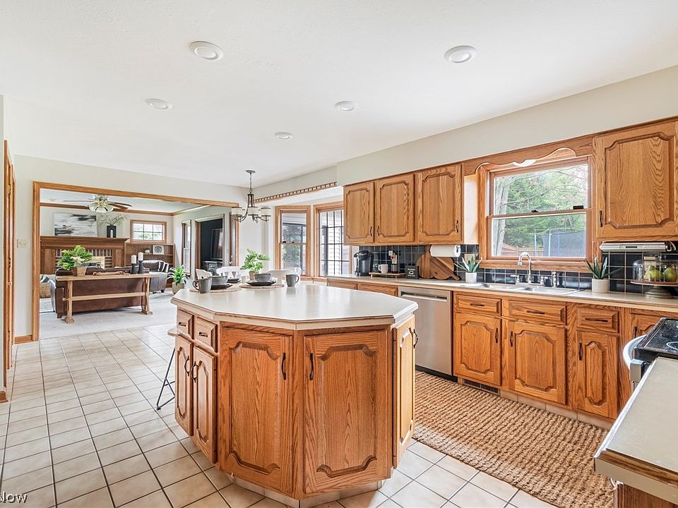 7819 Hitchcock Rd, Boardman, OH 44512 Zillow