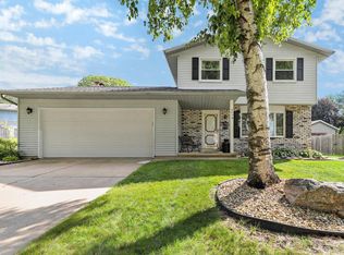 4614 American Ash Dr, Madison, WI 53704