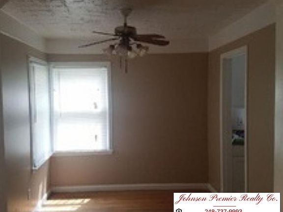 4th image of 18517 Shiawassee Dr