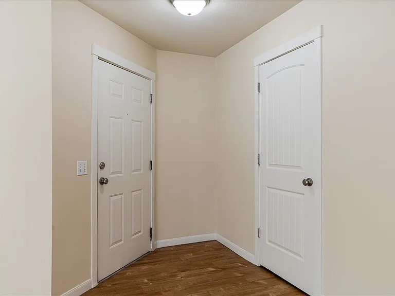 Cascade Woods Apartments — Photo 6