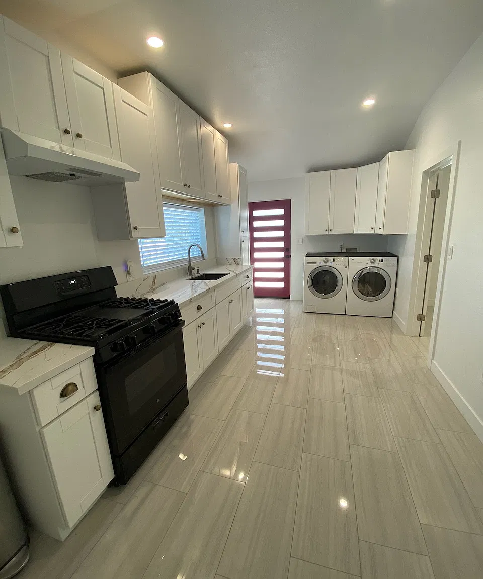 16304 Bryant St — Photo 2