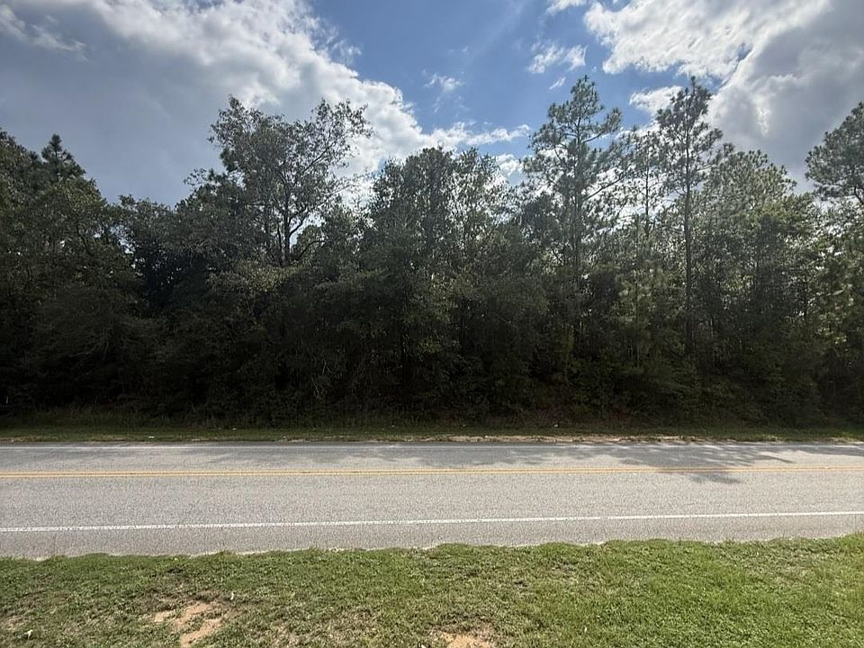 2nd image of 3275 Radcliff Rd
