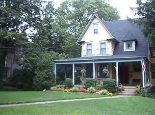 137 E Oak Ave, Moorestown, NJ 08057