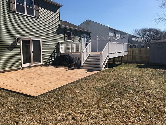 2nd image of 124 Kane Dr