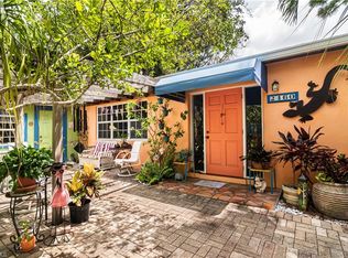 2460 14th St N, Naples, FL 34103