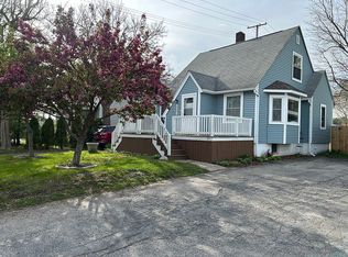 4551 Waterford Rd, Clarkston, MI 48346