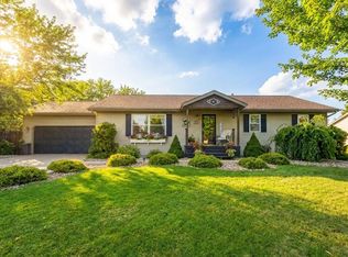 699 W Maple Ln, La Porte, IN 46350