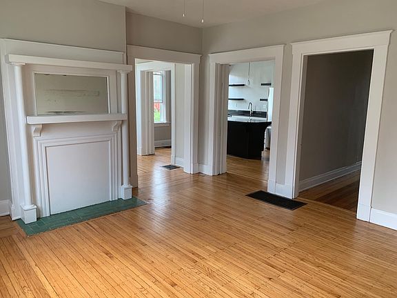 5th image of 1622 De Sales Ln