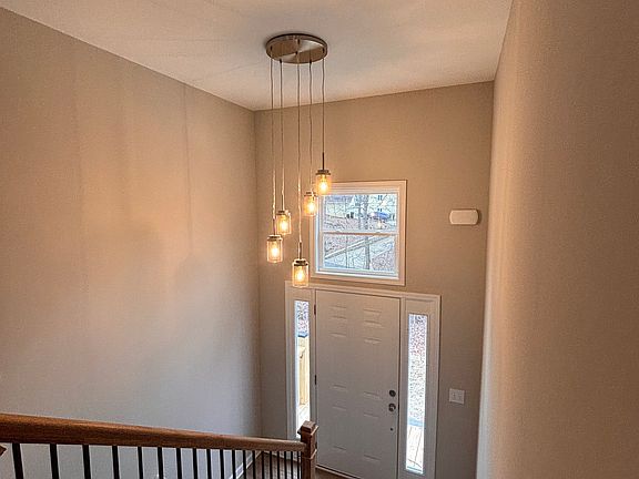 4th image of 1034 Whip Poor Will Rd