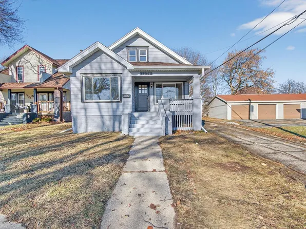 1824 Rapids DRIVE, Racine, WI 53404