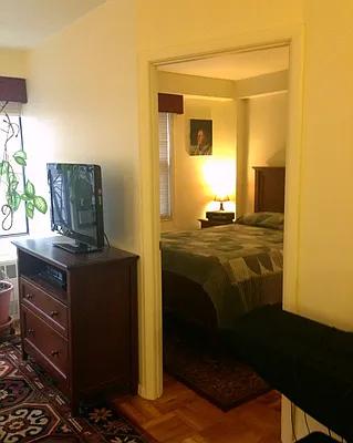 Sold by Manhattan Boutique Real Estate | media 17