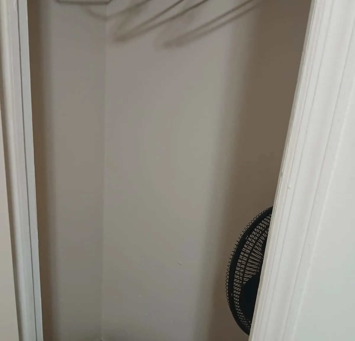 3 bed, 1500 sqft, $1,000 — Photo 1
