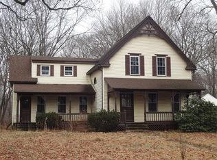 32 Nelson St, North Grafton, MA 01536