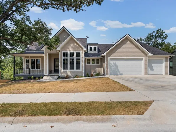 2125 Collins Dr, Pea Ridge, AR 72751