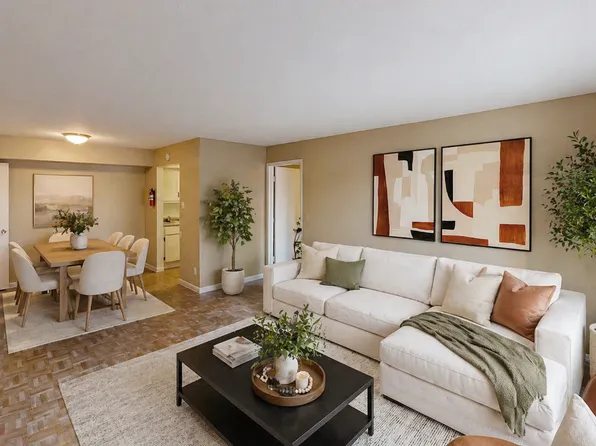 Creekwood Apartments