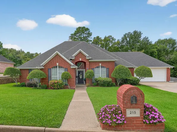 215 Macarthur St, Tyler, TX 75704