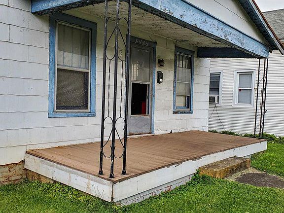 3rd image of 3207 Campbell Ave