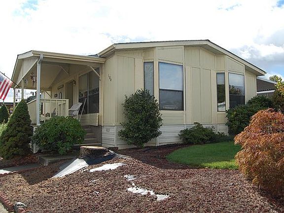 2nd image of 125 Blue Spruce Ln