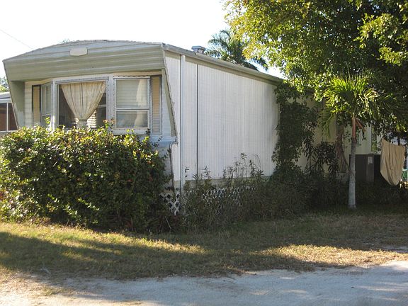 2nd image of 241 Driftwood Ln