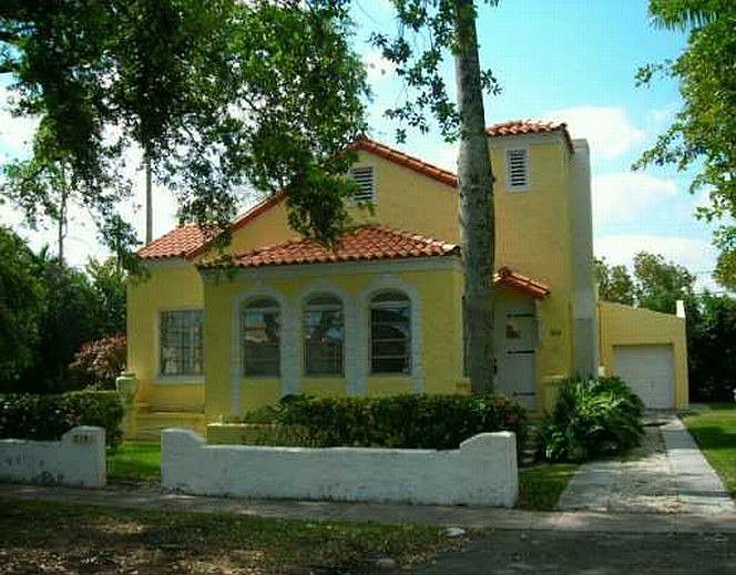 1st image of 814 Santiago St