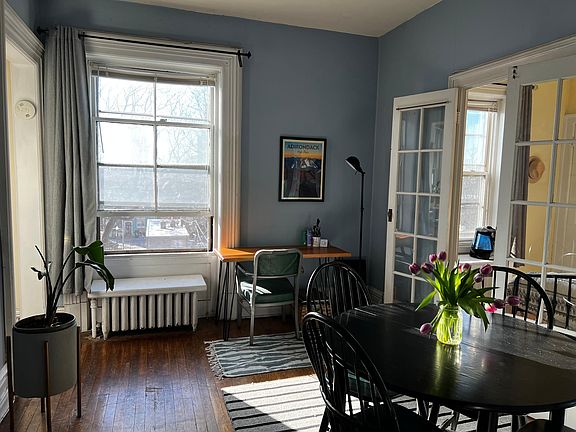 Dining room/office space