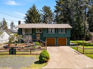 902 N Baker St, Westport, WA