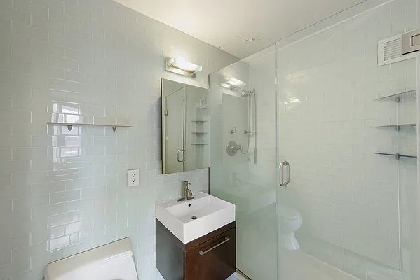 Rented by REAL New York | media 10