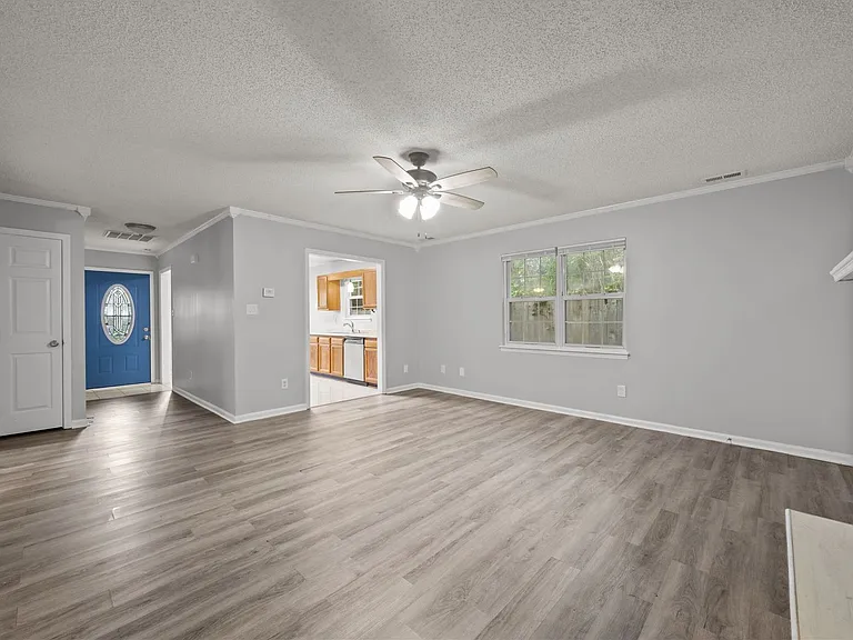 2033 Derby Run Rd — Photo 3
