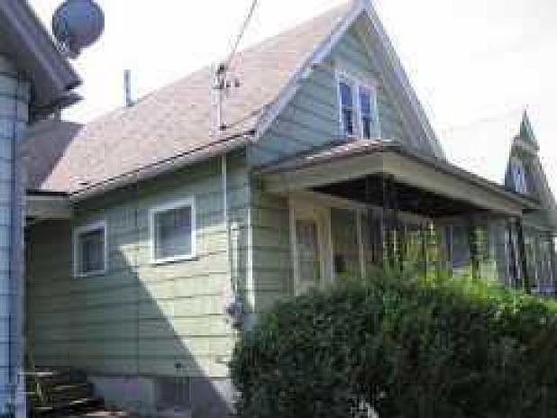 2nd image of 29 Sobieski St