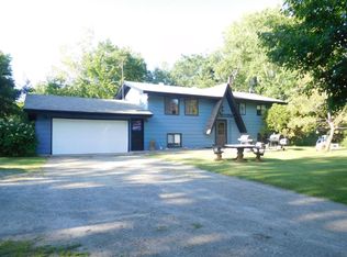 4147 Durant Dr NE, Isanti, MN 55040