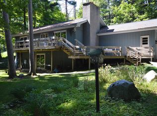 210 E Cherry St, Leland, MI 49654
