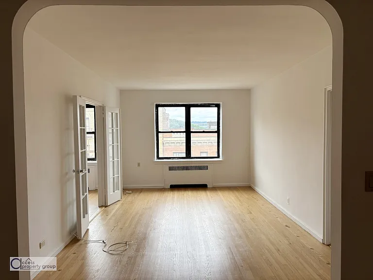 251 Seaman Ave #6G — Photo 1
