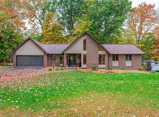 1047 Herminie West Newton Rd, West Newton, PA 15089