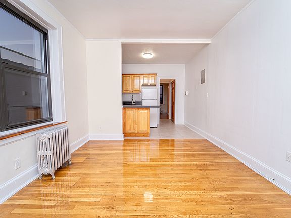 3rd image of 21-54 Crescent St #3D