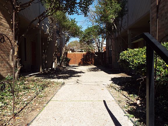 2nd image of 3632 Dexter Ave