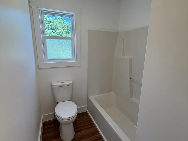 721 Wayland Dr — Photo 28