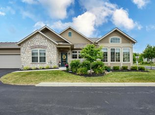 414 Stoneshire Loop, Pataskala, OH 43062