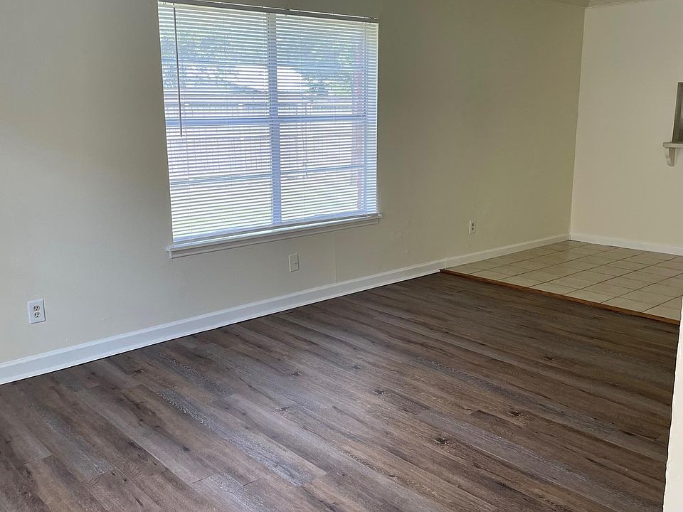 1st image of 215 N Bates St #D