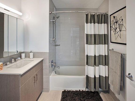 4th image of 6155 Junction Blvd #12A