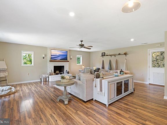 3rd image of 6705 Tilghman Island Rd