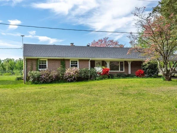 5501 Ashland Farm Rd, Quinton, VA 23141