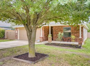 123 Loon Lake Dr, Kyle, TX 78640