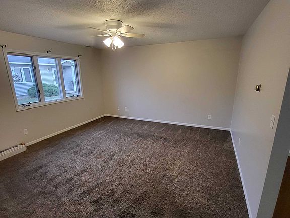 5th image of 1109 N Arbor Ct Unit A