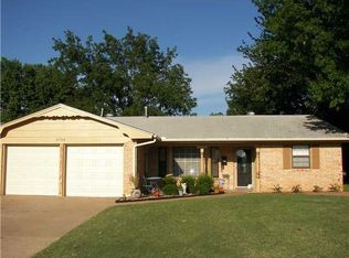 3700 N McMillan Ave, Bethany, OK 73008