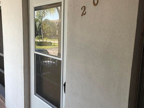 2nd image of 2878 Donnelly Drive #205