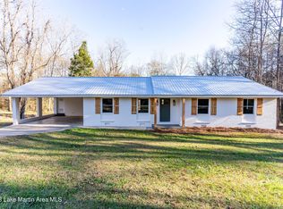 350 Eagle Creek Rd, Jacksons Gap, AL 36861