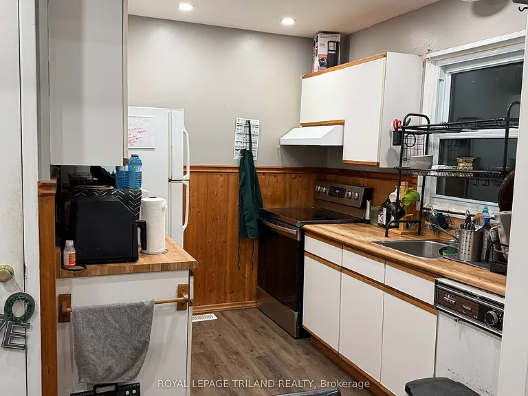 690 Little Grey St #40 — Photo 7
