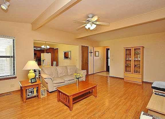 2nd image of 10104 Glascow Ter